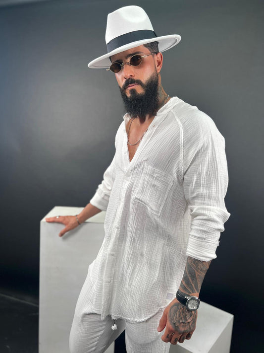 Button-up Shirt with Mandarin Collar in Oversized Style, Made from High-Quality Linen – Part of the Soliton Collection